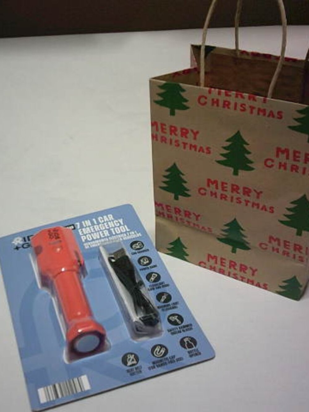 NEW RIDE + GO CAR 7 IN 1 EMERGENCY POWER TOOL & CHRISTMAS GIFT BAG